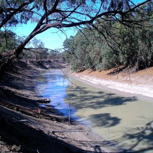 The Darling River in drier times, during a Big Rivers Outback NSW Tour